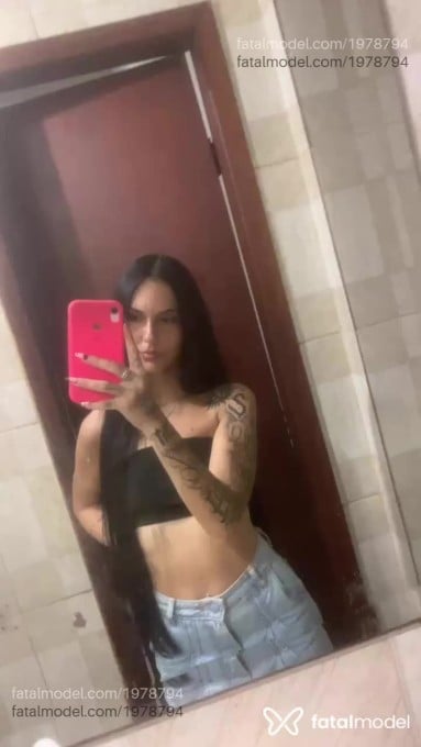Acompanhante mulher morena (o) de olhos castanhos em Goiânia Acompanhante mulher morena (o) de olhos castanhos em Goiânia - Briza