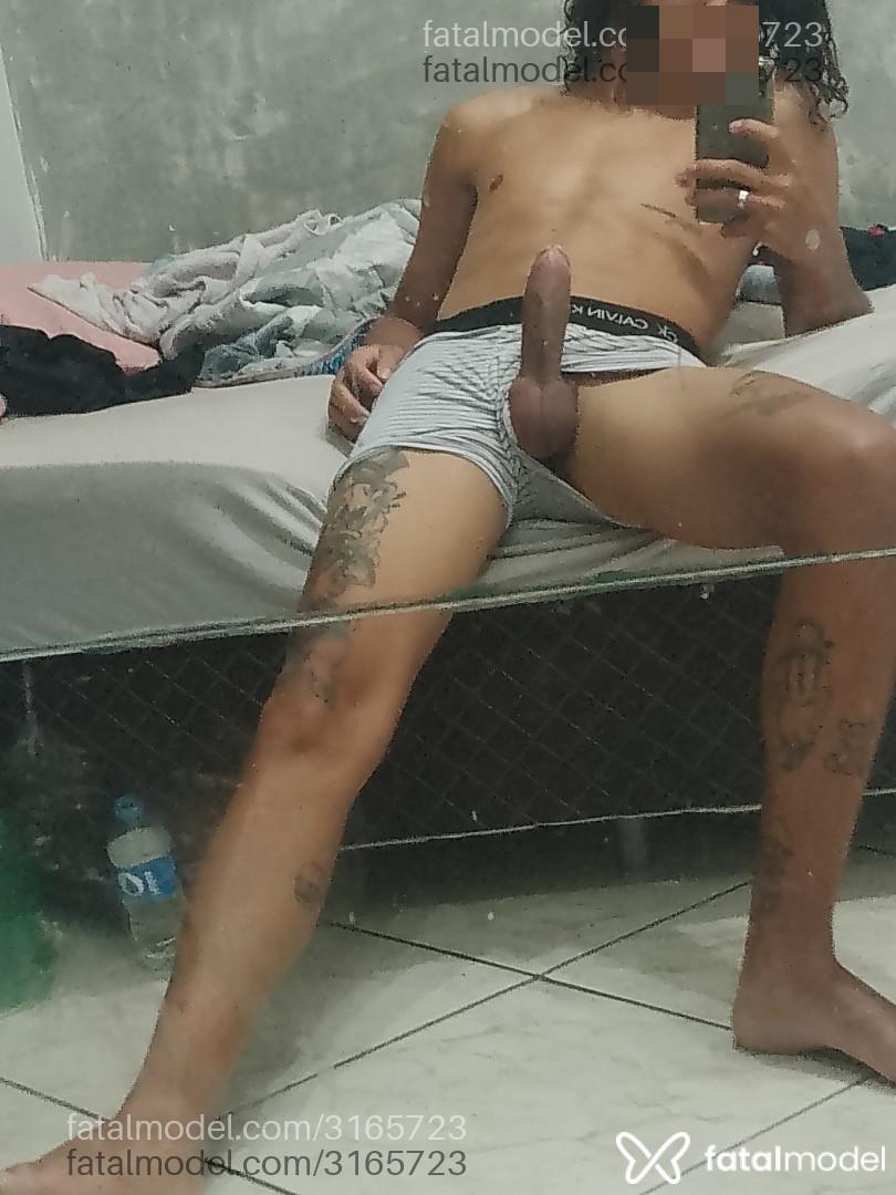 Acompanhante homem com cabelo castanho de olhos castanhos em Rio de Janeiro - Maridodealuguelofc