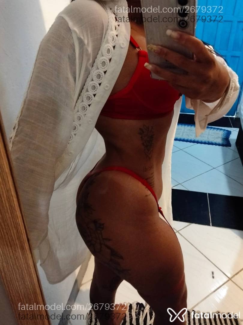 Acompanhante mulher morena (o) de olhos castanhos - Sophiazinha