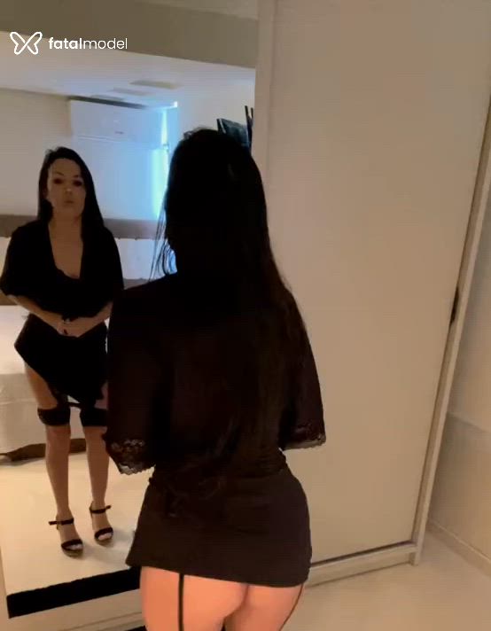 Acompanhante mulher morena (o) de olhos castanhos - Karina
