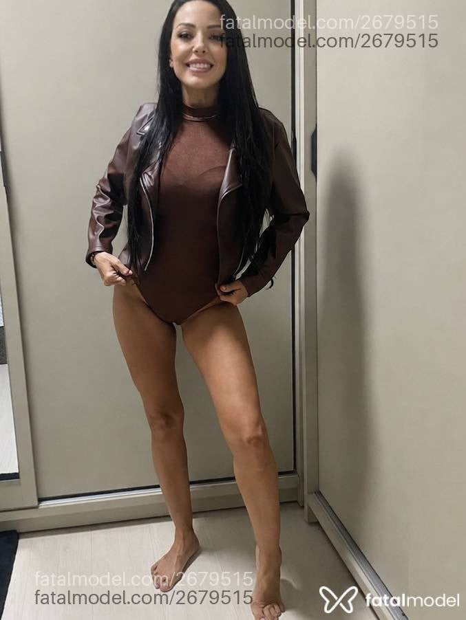 Acompanhante mulher morena (o) de olhos castanhos em Cascavel - Karina