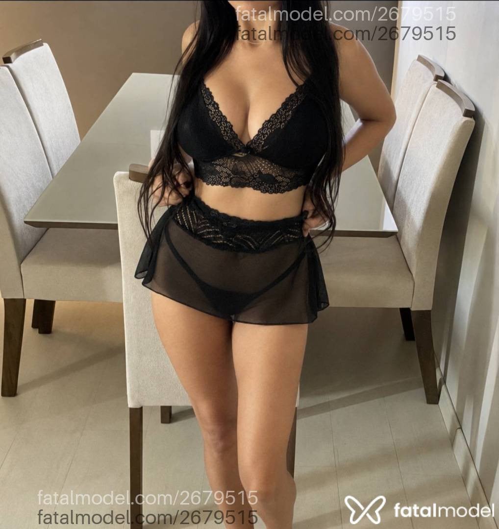 Acompanhante mulher morena (o) de olhos castanhos - Karina