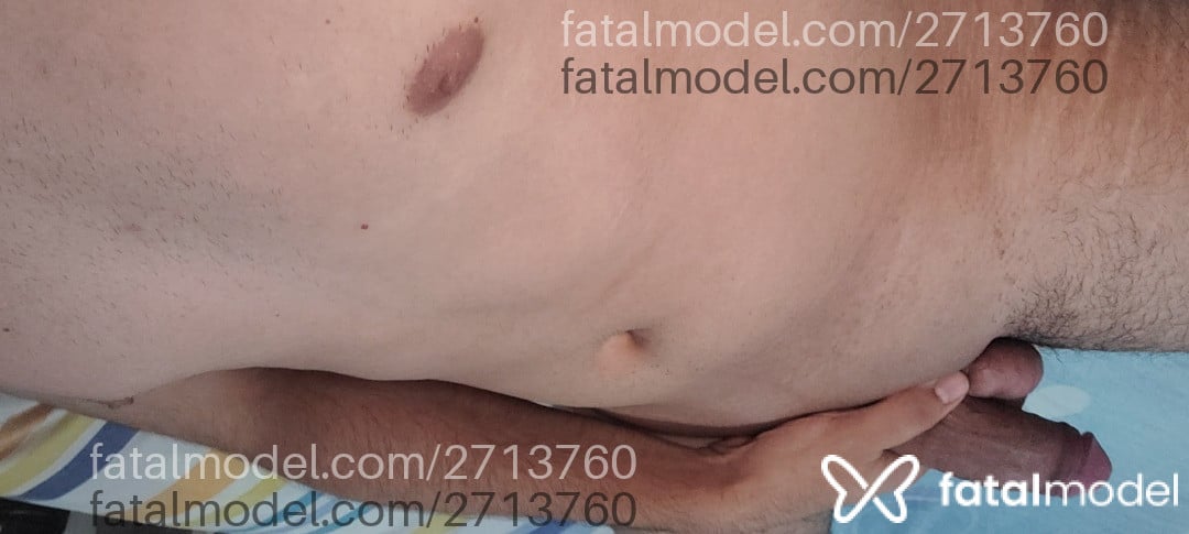 Acompanhante homem morena (o) de olhos castanhos em Virtual Acompanhante homem morena (o) de olhos castanhos em Virtual - Porto