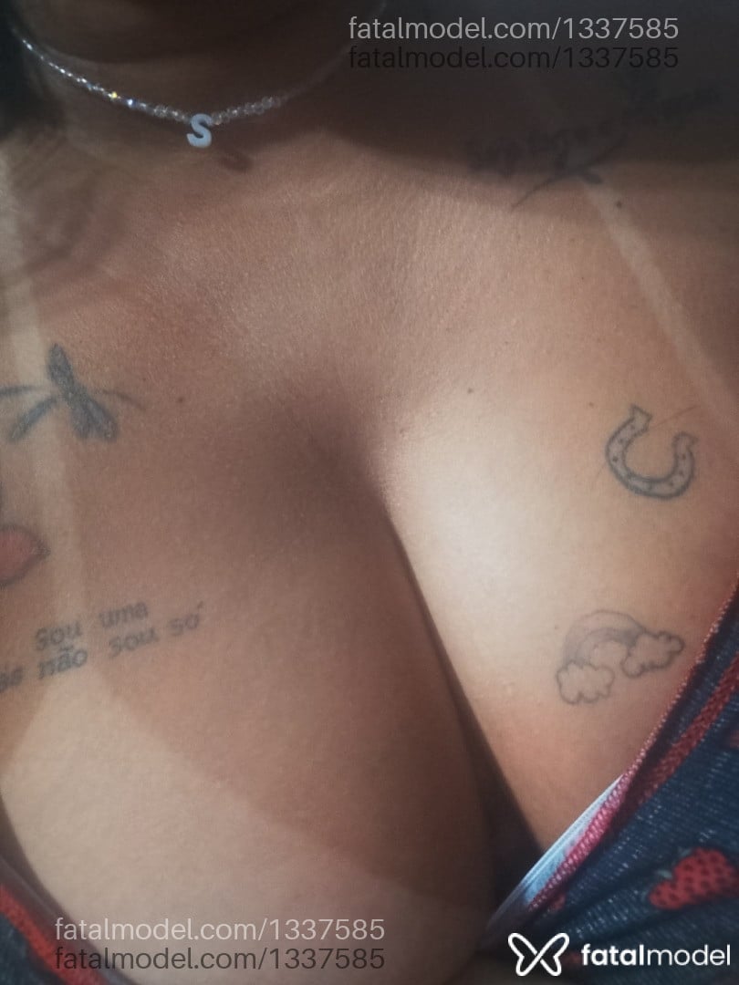 Acompanhante mulher morena (o) de olhos castanhos em Petrópolis - Karina