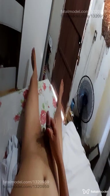 Acompanhante travesti com cabelo castanho de olhos mel em Cáceres Acompanhante travesti com cabelo castanho de olhos mel em Cáceres - Rápidiinhaa