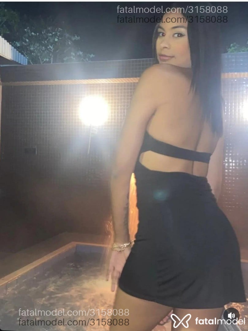 Acompanhante mulher morena (o) de olhos castanhos - Tayla Acompanhante mulher morena (o) de olhos castanhos - Tayla