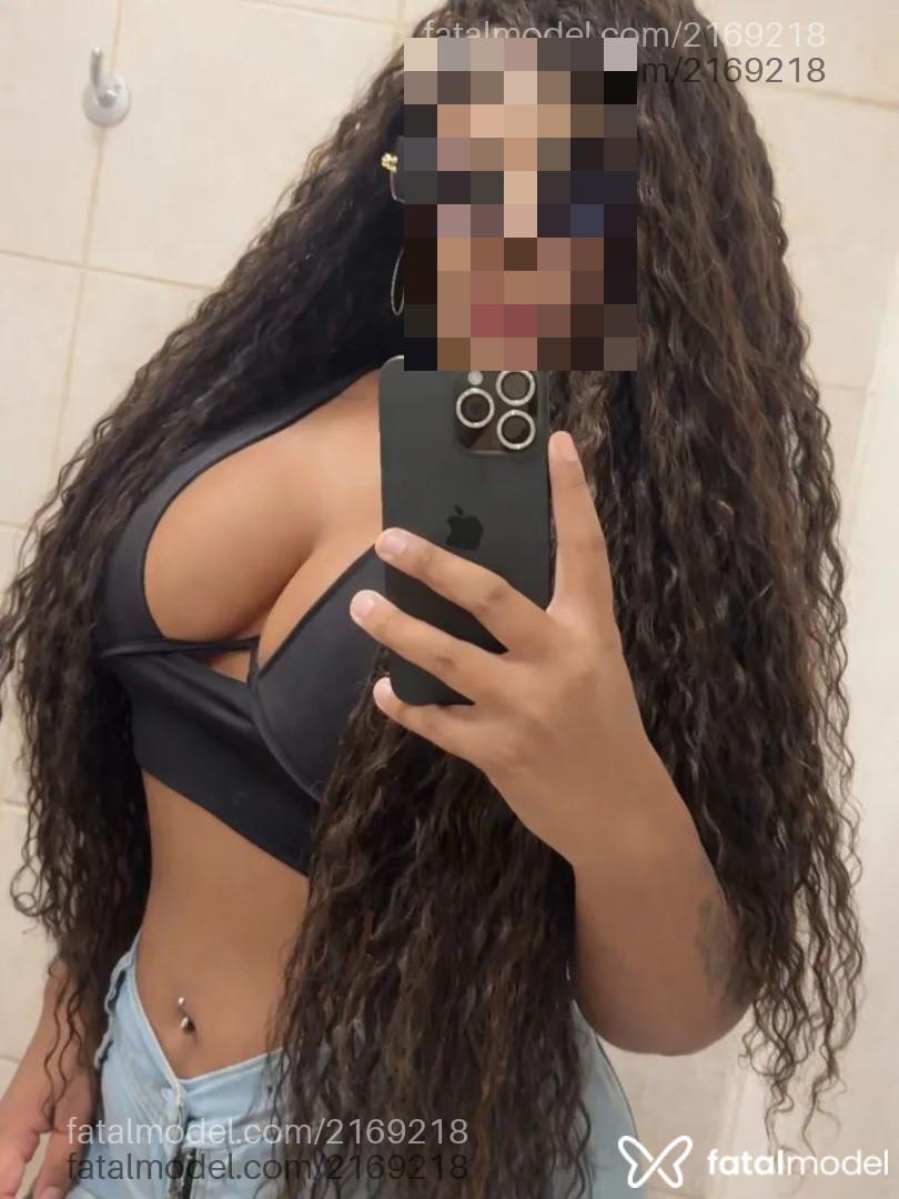 Acompanhante mulher com cabelo castanho de olhos castanhos em Rio do Sul Acompanhante mulher com cabelo castanho de olhos castanhos em Rio do Sul - Nicolle
