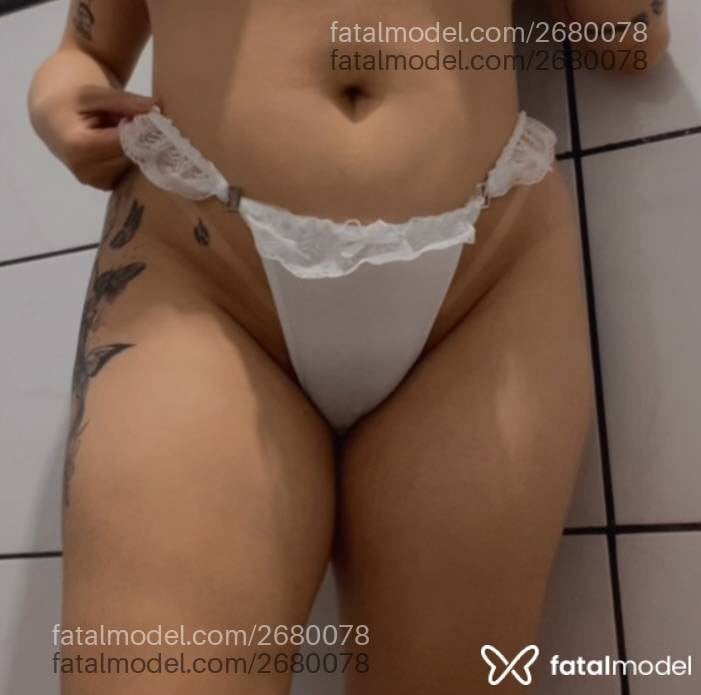Acompanhante mulher morena (o) de olhos castanhos - Bia