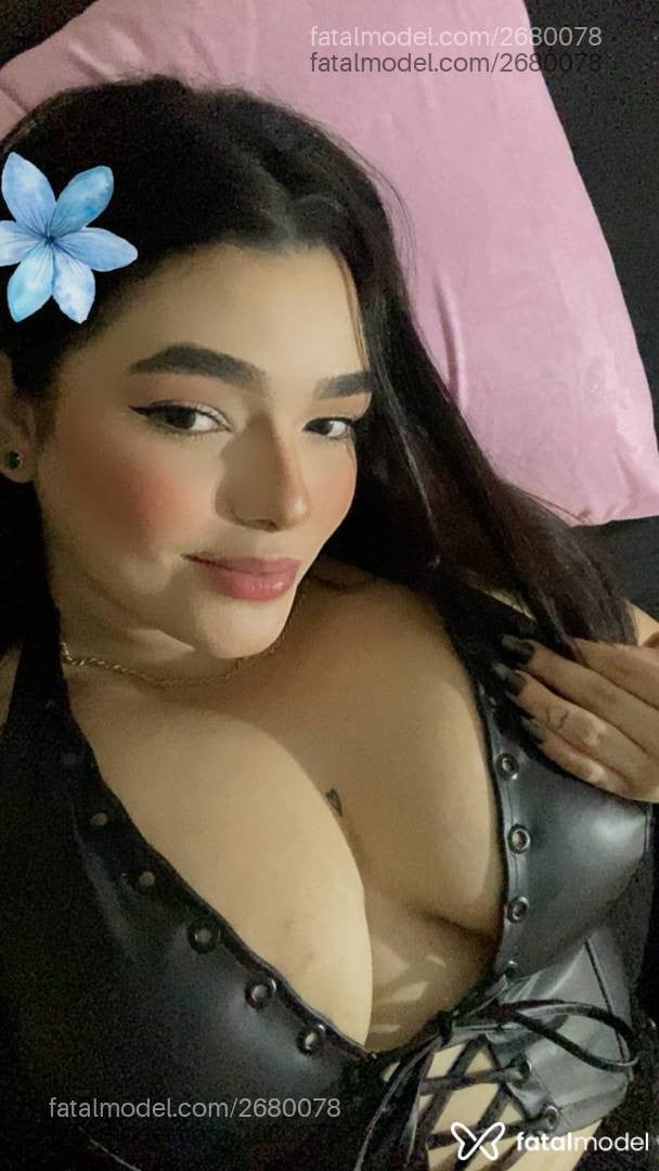 Acompanhante mulher morena (o) de olhos castanhos - Bia
