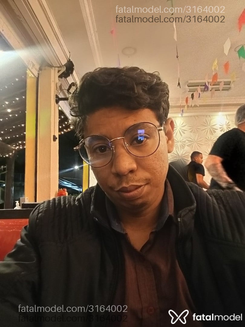 Acompanhante homem com cabelo castanho de olhos pretos em São Paulo Acompanhante homem com cabelo castanho de olhos pretos em São Paulo - Ronysan