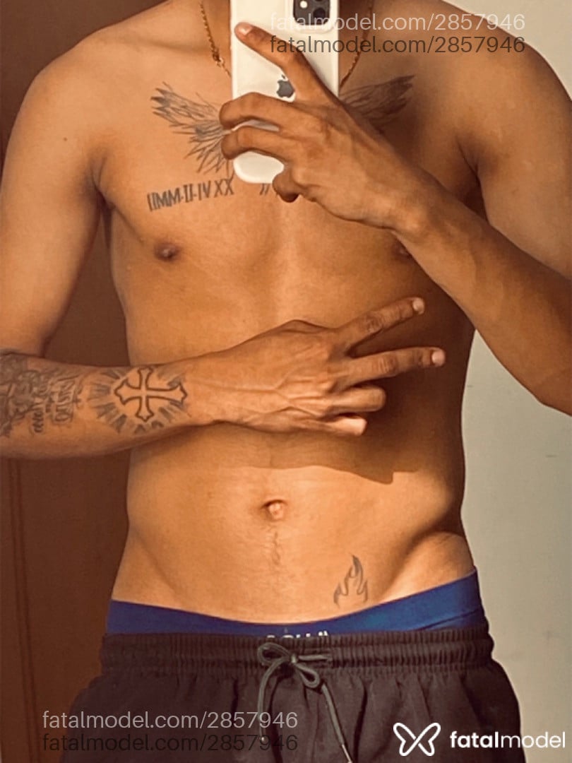 Acompanhante homem morena (o) de olhos pretos em São José - Luiz Silva
