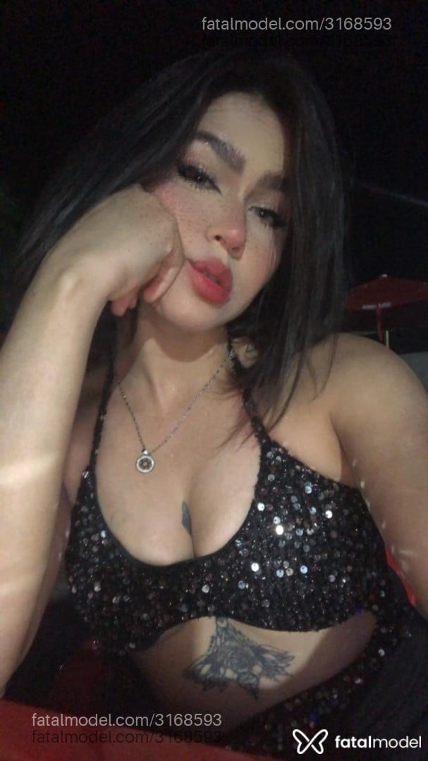 Acompanhante mulher com cabelo castanho de olhos pretos em Assis Acompanhante mulher com cabelo castanho de olhos pretos em Assis - Aurora