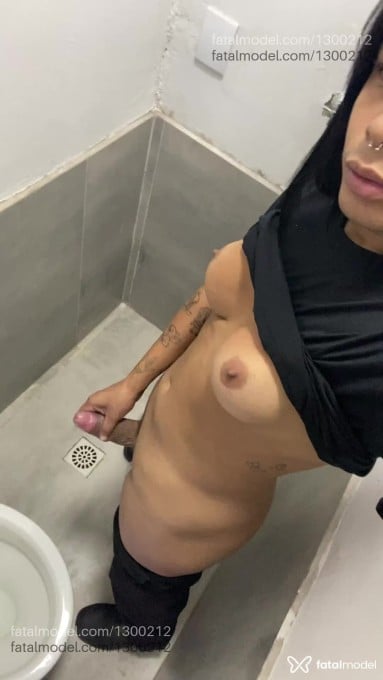 Acompanhante travesti morena (o) de olhos castanhos em Goiânia - Bianca dos Santos