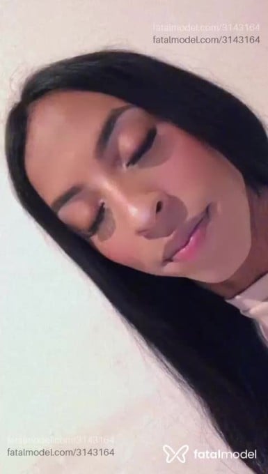 Acompanhante mulher trans morena (o) de olhos pretos em Viamão - Brenda
