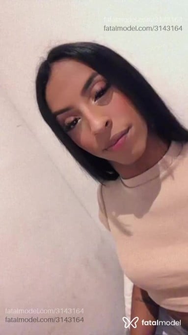 Acompanhante mulher trans morena (o) de olhos pretos em Viamão - Brenda