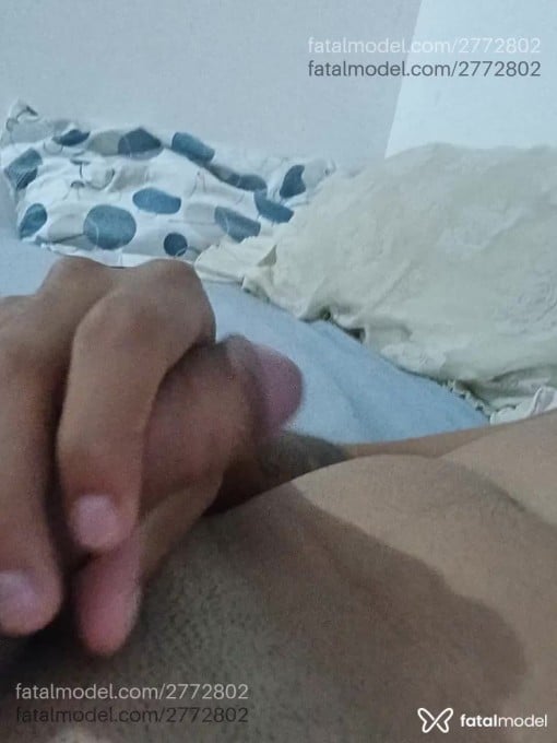 Acompanhante homem morena (o) de olhos castanhos em Balneário Camboriú - Gabriel Junior