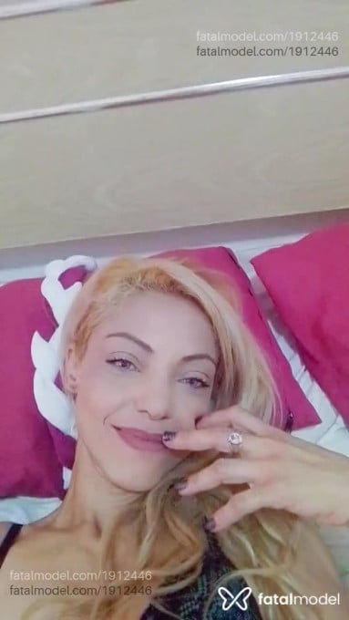 Acompanhante mulher loira (o) de olhos verdes em Maringá - Millena