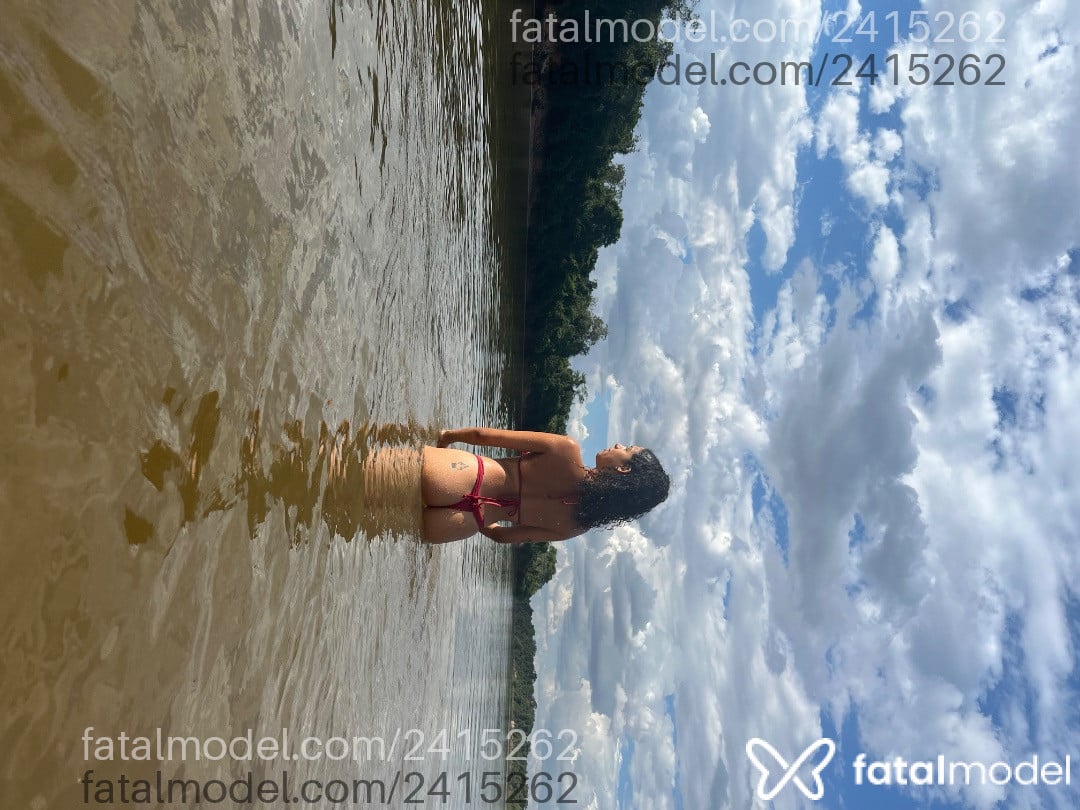 Acompanhante mulher morena (o) de olhos castanhos em Juína Acompanhante mulher morena (o) de olhos castanhos em Juína - Eduarda Reis