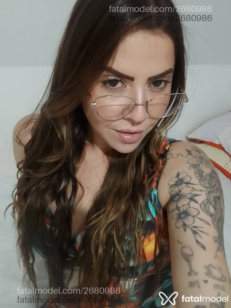 Acompanhante mulher loira (o) de olhos castanhos em Goianésia - Nikaela