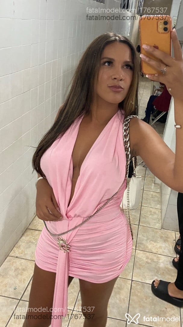 Acompanhante mulher com cabelo castanho de olhos castanhos em Bauru - Gabi Ferraz