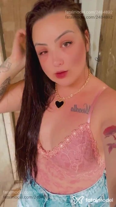 Acompanhante mulher loira (o) de olhos mel em Porto Alegre - Monique Marianna
