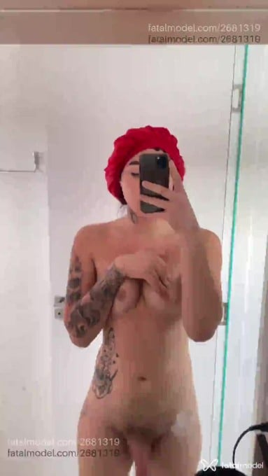 Acompanhante mulher trans morena (o) de olhos castanhos em Guaratuba - Julya Schmitt