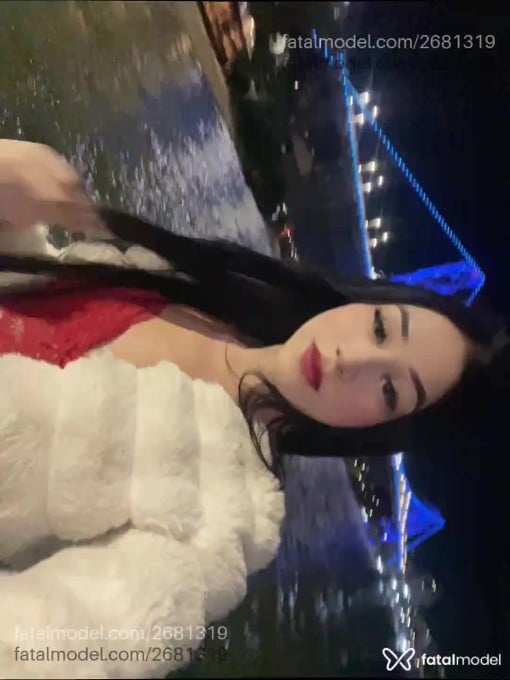 Acompanhante mulher trans morena (o) de olhos castanhos em Guaratuba - Julya Schmitt