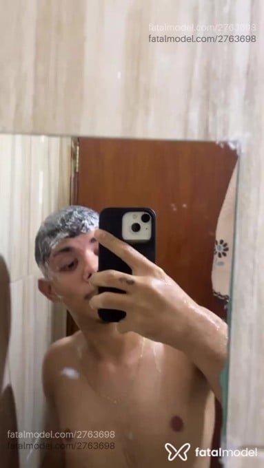 Acompanhante homem morena (o) de olhos pretos em Goiânia - João Pedro