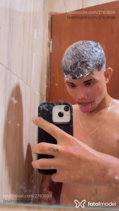 Acompanhante homem morena (o) de olhos pretos em Goiânia - João Pedro