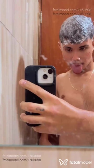 Acompanhante homem morena (o) de olhos pretos em Goiânia - João Pedro