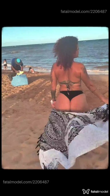 Acompanhante mulher loira (o) de olhos castanhos em Serra - Yara Maravilha
