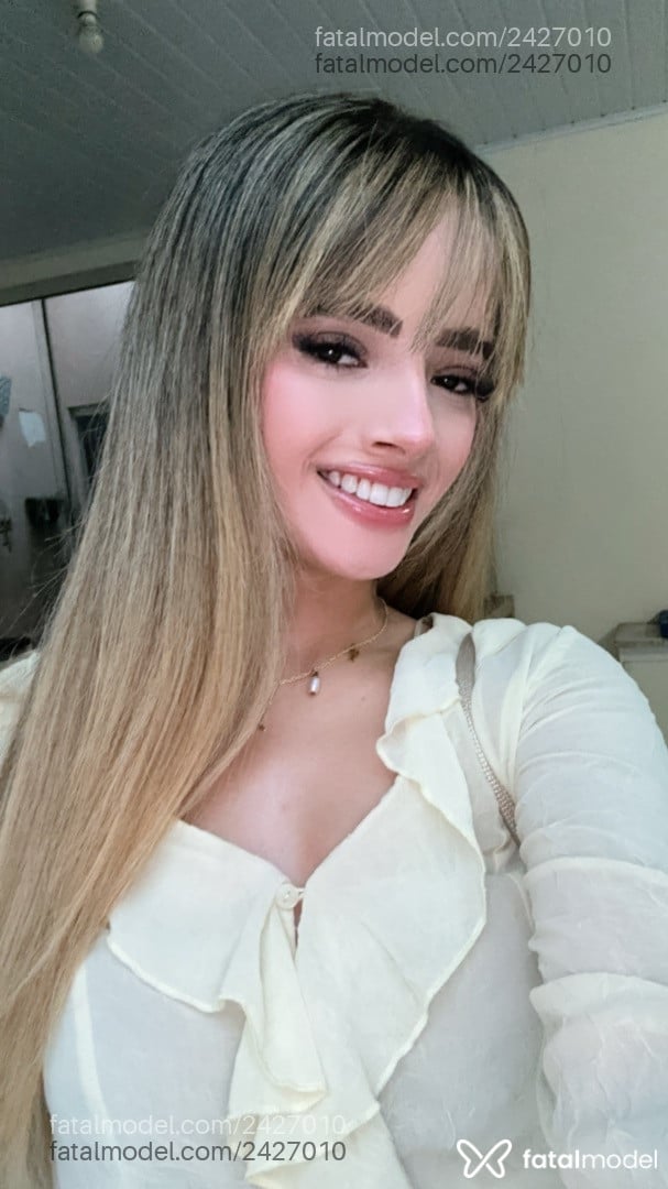 Acompanhante mulher loira (o) de olhos castanhos em São Paulo - Mariá