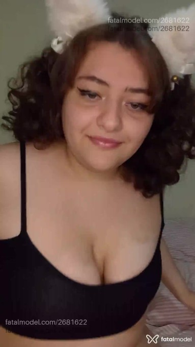 Acompanhante mulher com cabelo castanho de olhos verdes - Rafaela Lopez Acompanhante mulher com cabelo castanho de olhos verdes - Rafaela Lopez