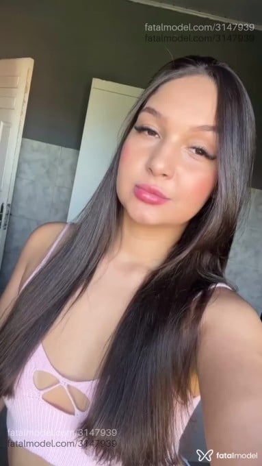 Acompanhante mulher morena (o) de olhos pretos em São Paulo - Helena