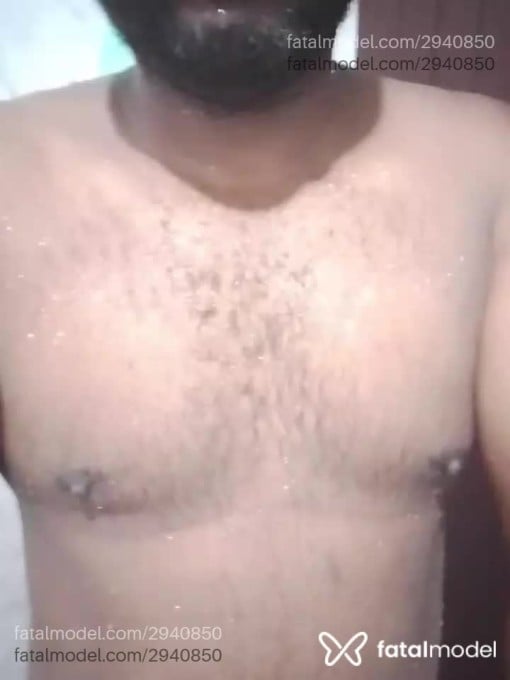 Acompanhante homem morena (o) de olhos pretos em Araxá Acompanhante homem morena (o) de olhos pretos em Araxá - Libertino