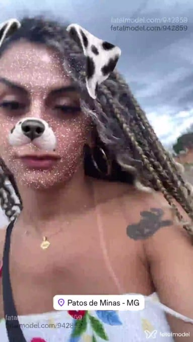 Acompanhante travesti morena (o) de olhos castanhos em Belo Horizonte - Menina Sapek