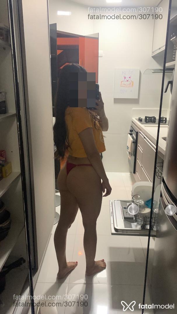 Acompanhante mulher com cabelo castanho de olhos castanhos em São Paulo - Maria Helena