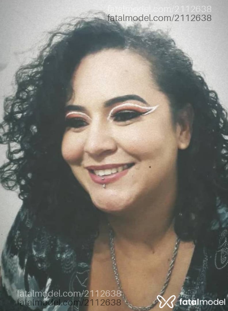 Acompanhante mulher morena (o) de olhos pretos - Sabrina Acompanhante mulher morena (o) de olhos pretos - Sabrina
