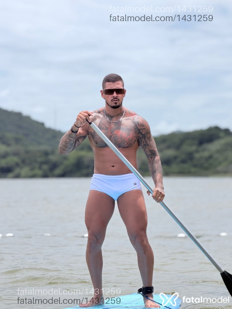 Acompanhante homem morena (o) de olhos castanhos em Londrina Acompanhante homem morena (o) de olhos castanhos em Londrina - Igor Gomes