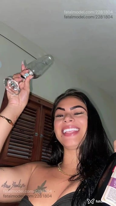 Acompanhante mulher morena (o) de olhos castanhos em Fortaleza - Laís Serena