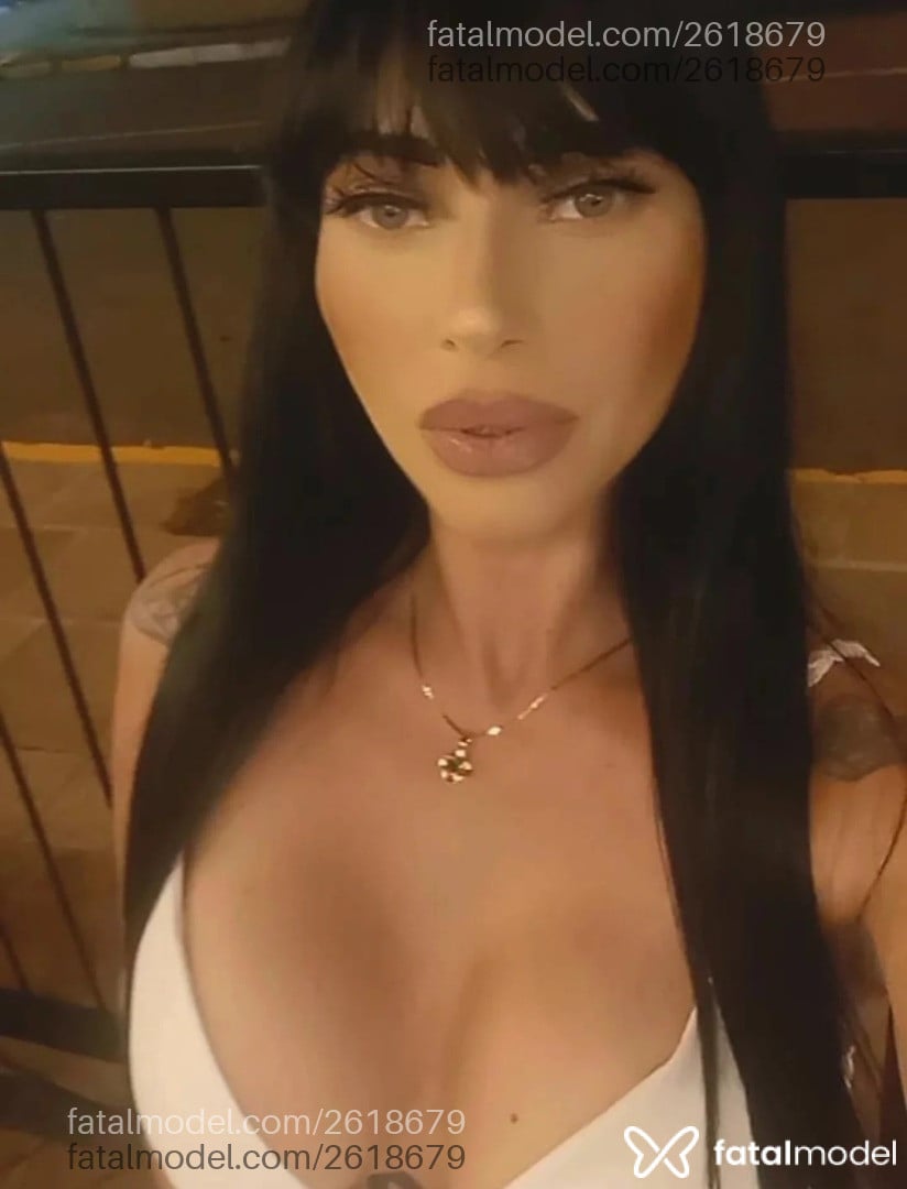 Acompanhante mulher morena (o) de olhos verdes em Imbituba Acompanhante mulher morena (o) de olhos verdes em Imbituba - Camila fontine