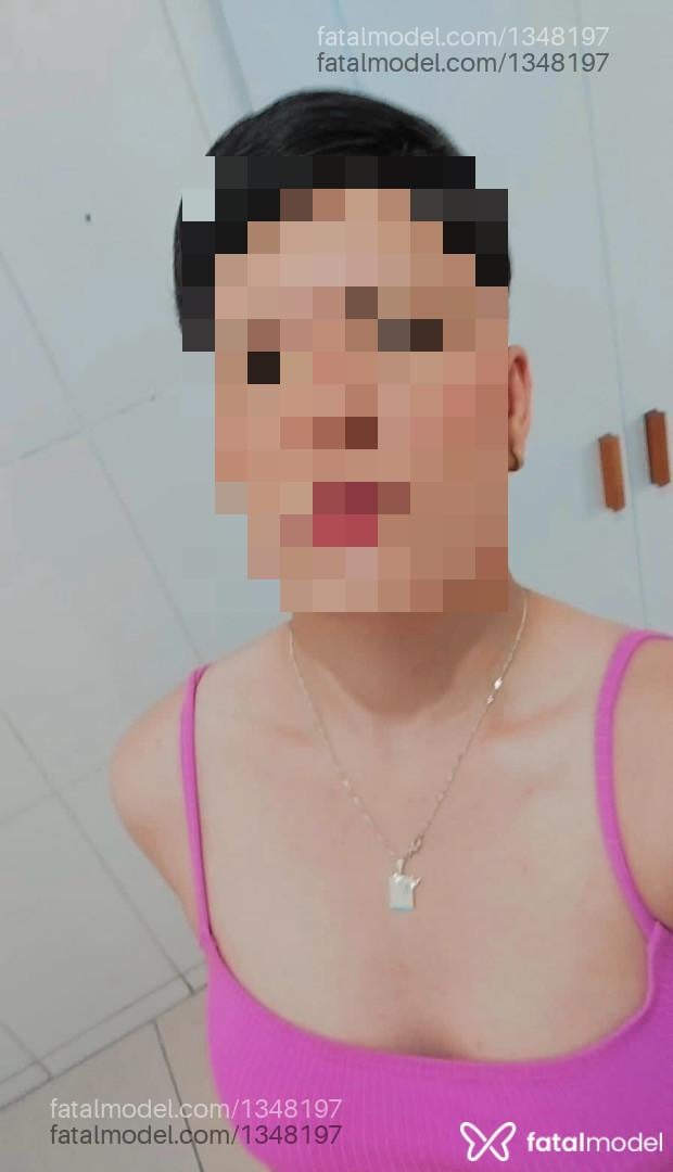 Acompanhante mulher com cabelo castanho de olhos castanhos - Laila