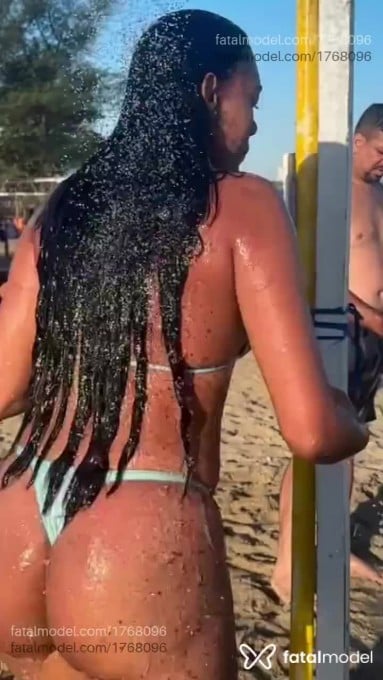 Acompanhante mulher morena (o) de olhos pretos em São Paulo - Ísis Belchior