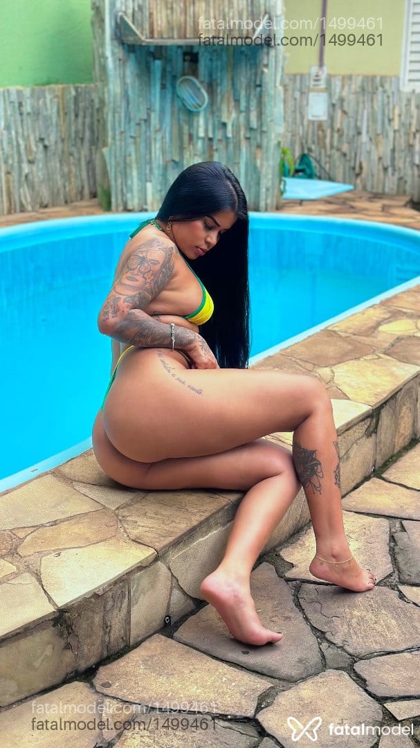 Acompanhante mulher morena (o) de olhos pretos em Cuiabá Acompanhante mulher morena (o) de olhos pretos em Cuiabá - Mirella Silva