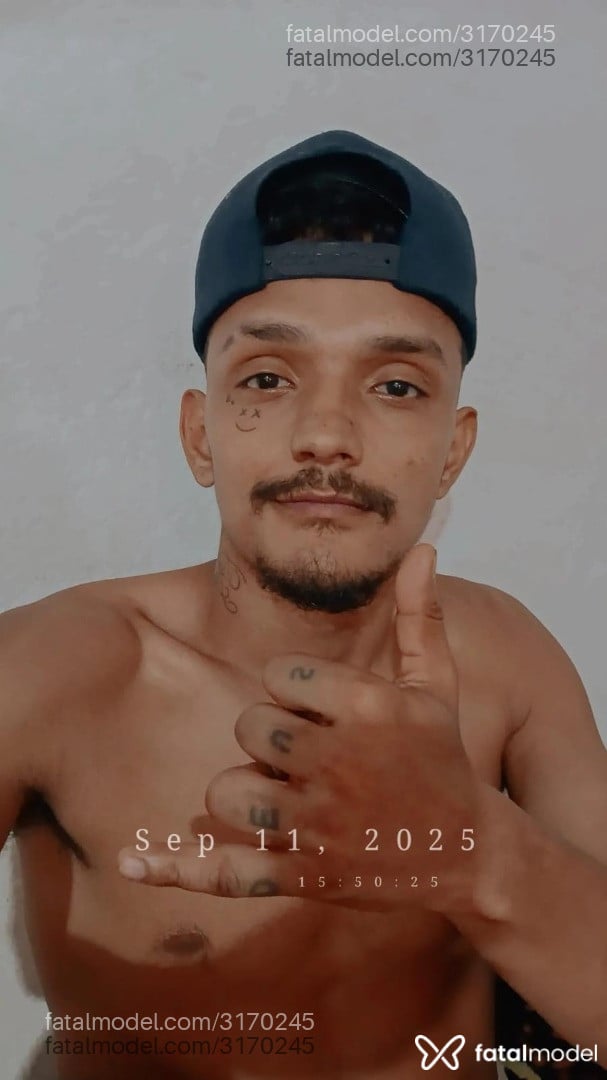 Acompanhante homem morena (o) de olhos castanhos em Dois Vizinhos Acompanhante homem morena (o) de olhos castanhos em Dois Vizinhos - Pretocharmy