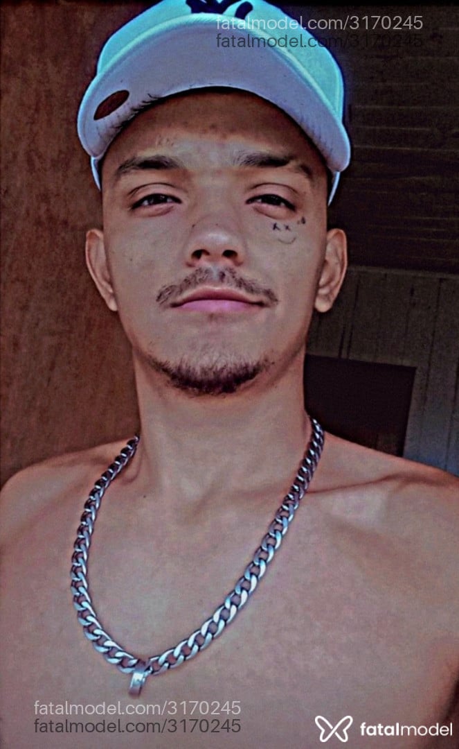 Acompanhante homem morena (o) de olhos castanhos em Dois Vizinhos Acompanhante homem morena (o) de olhos castanhos em Dois Vizinhos - Pretocharmy