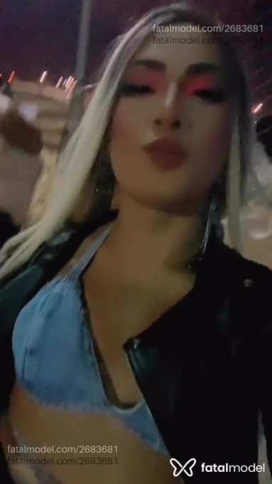 Acompanhante mulher trans loira (o) de olhos castanhos em Feira de Santana Acompanhante mulher trans loira (o) de olhos castanhos em Feira de Santana - Rebeca Telles
