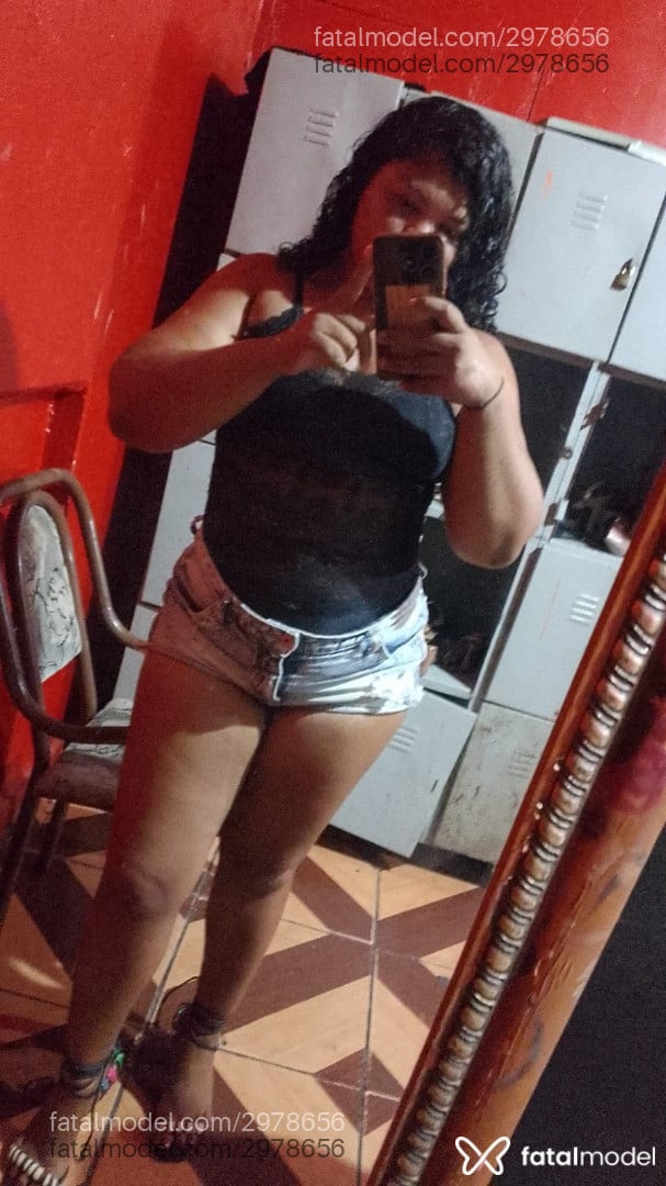 Acompanhante mulher morena (o) de olhos pretos em Fortaleza - Preta