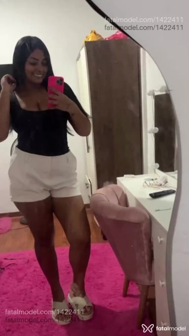Acompanhante mulher morena (o) de olhos pretos em Palmas - Juh raffaele