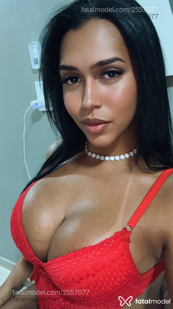 Acompanhante mulher trans morena (o) de olhos castanhos em Virtual - Laura Sophia
